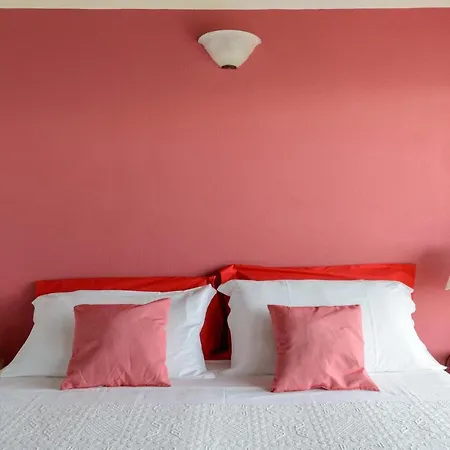 Apartman Le Crete - *